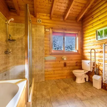 Pinecroft Chalet Ingleton (North Yorkshire)