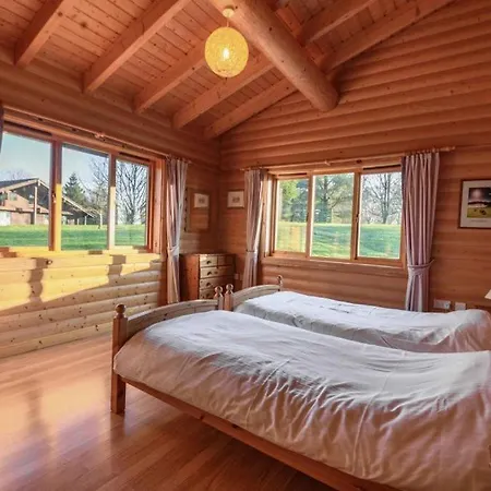 Pinecroft Chalet Ingleton (North Yorkshire)