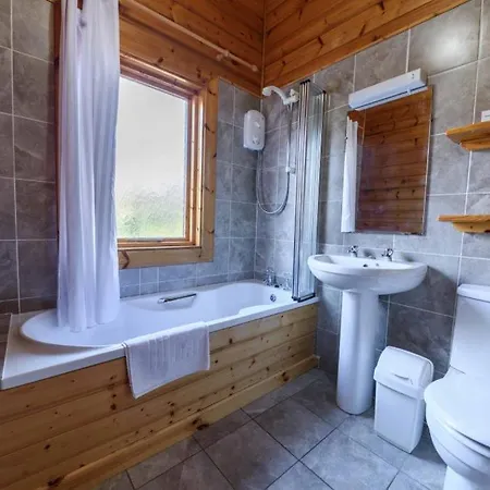 Pinecroft Chalet Ingleton (North Yorkshire)