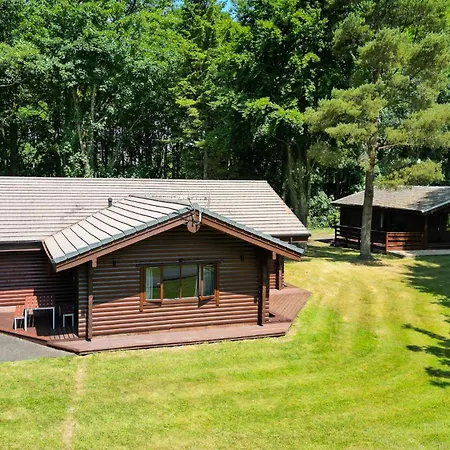 בקתה Pinecroft אינגלטון