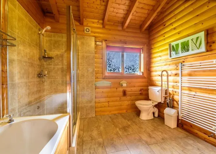 Pinecroft Chalet Ingleton (North Yorkshire)